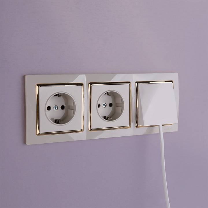 Розетка для вывода кабеля без рамки Werkel W115 1 W1150203