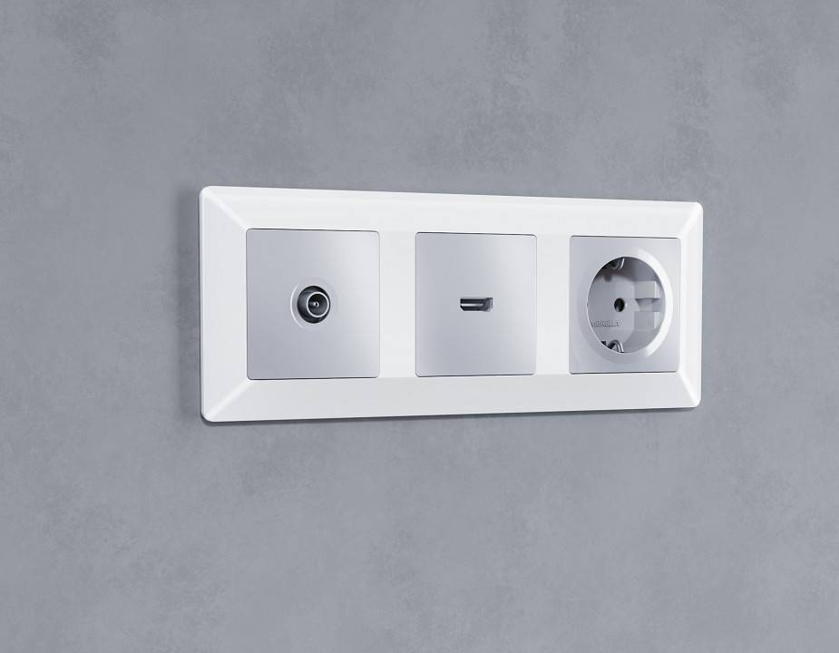 Рамка на 3 поста Ambrella Volt Line AF110103