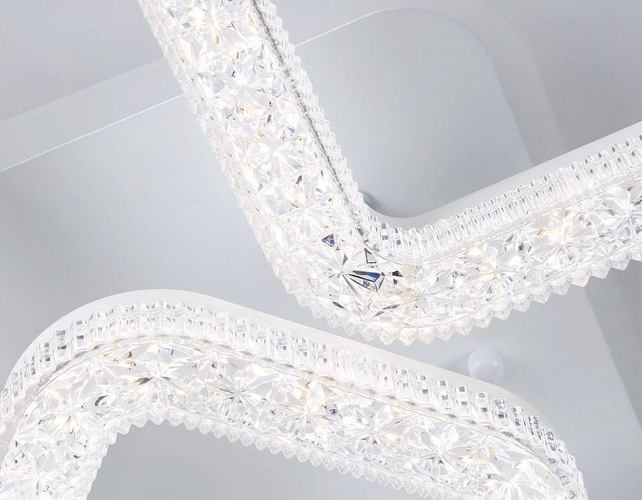 Потолочная люстра Ambrella Light FA FA3914