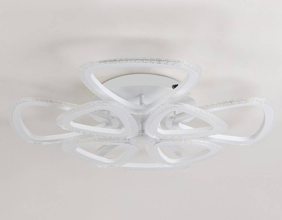 Потолочная светодиодная люстра Ambrella light FA FA4515 108 Вт с пультом FA4515
