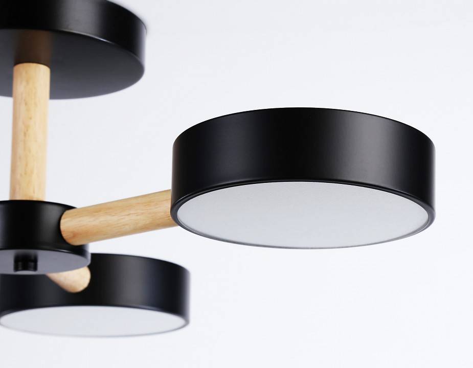 Люстра на штанге Ambrella light Fusion 3 лампы FL4823