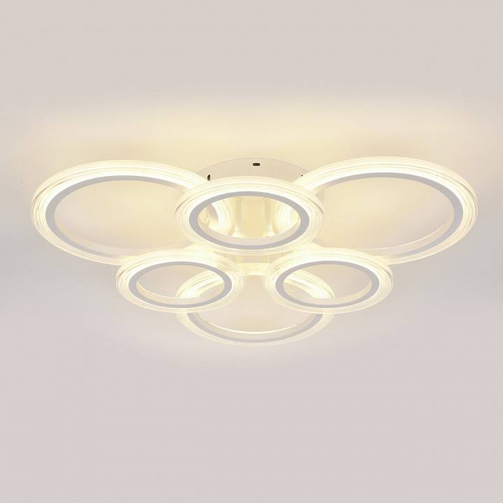 Потолочная люстра Escada Avani 10258/6LED