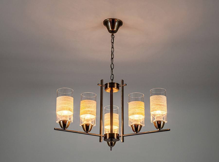 Подвесная люстра Escada Castle 572/6