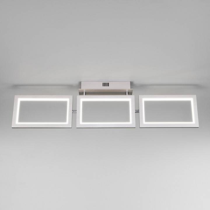 Накладной светильник Eurosvet Maya матовое серебро 90223/3