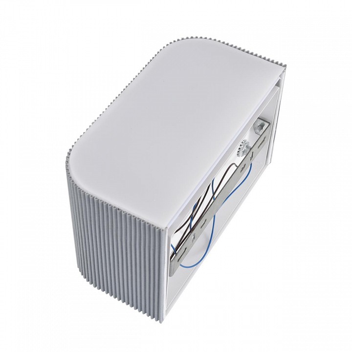 Накладной светильник Lumion MODERNI 2 Вт 8328/2W