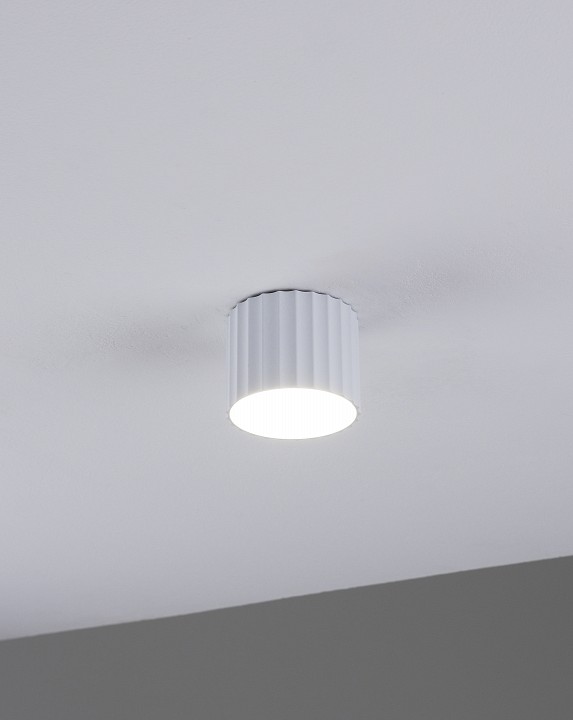 Накладной светильник Moderli  V11884-1C