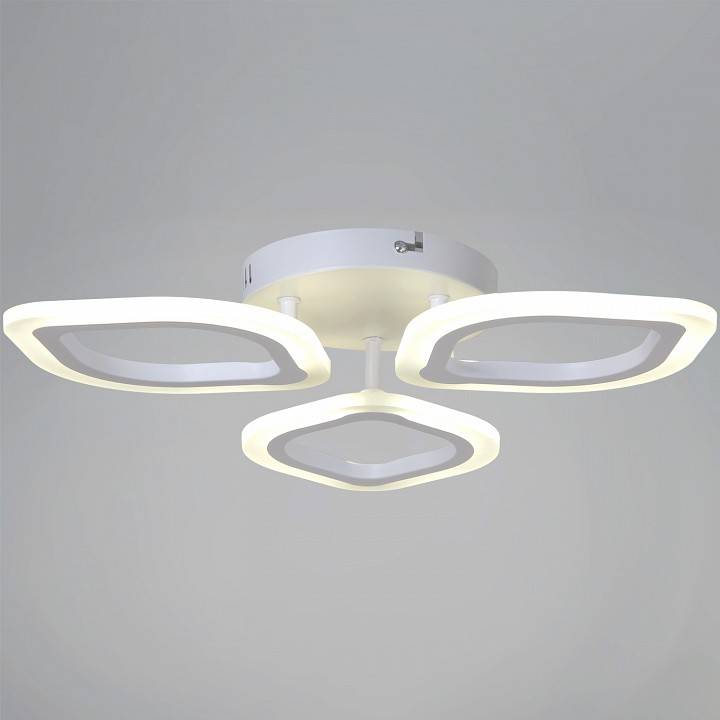 Потолочная люстра 02301-0.3-03 WH