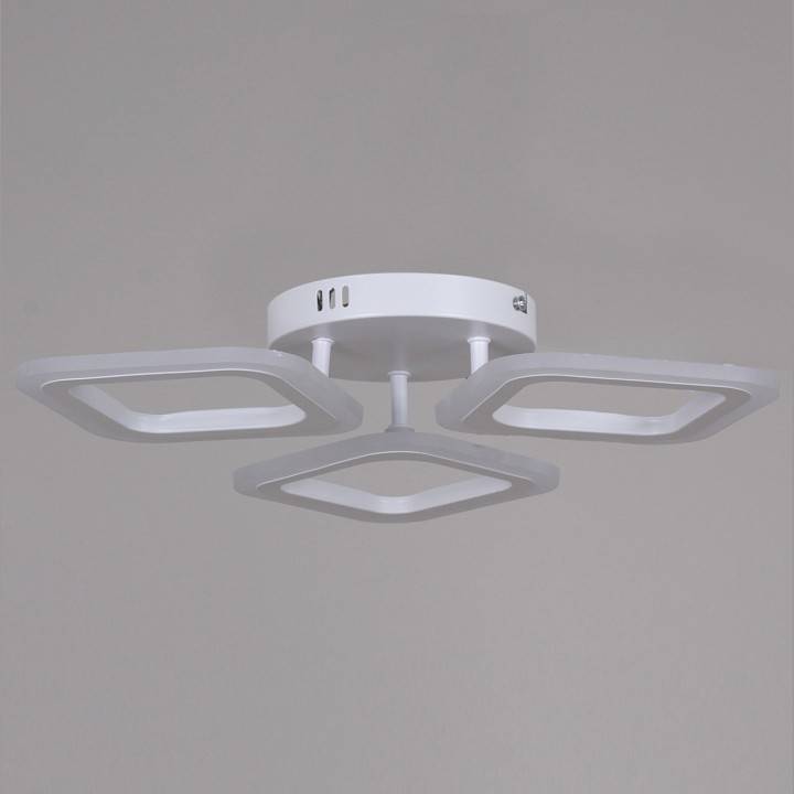 Потолочная люстра De Markt 05104-0.3-03 WH белый 05104-0.3-03 WH