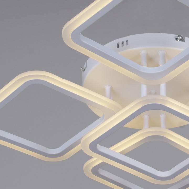 Потолочная люстра De Markt 05105-0.3-4+1 WH белый 05105-0.3-4+1 WH