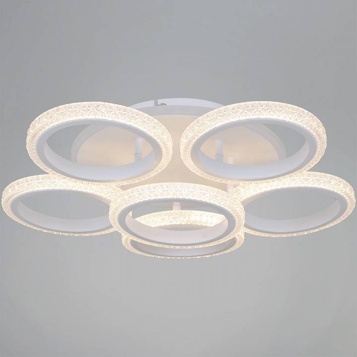 Потолочная люстра De Markt 06333-0.3-5+1A WH (RGB) белый 06333-0.3-5+1A WH (RGB)