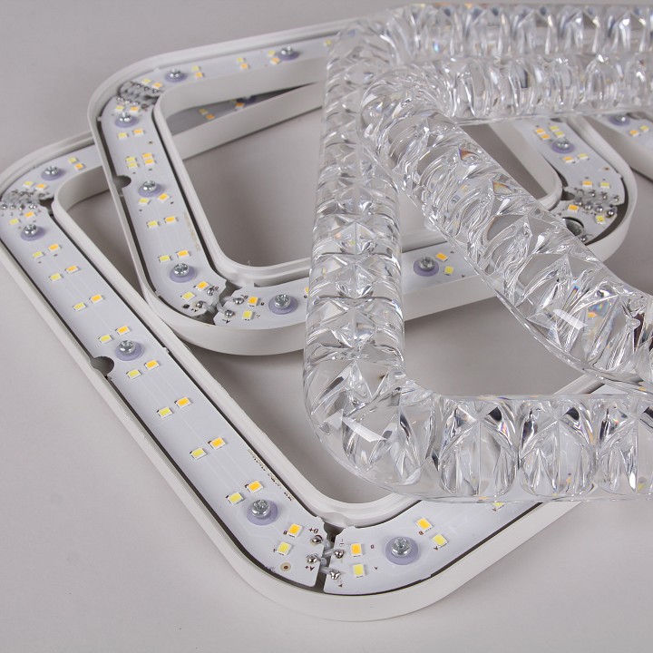 Потолочная люстра 09848-0.3-4+4A WH