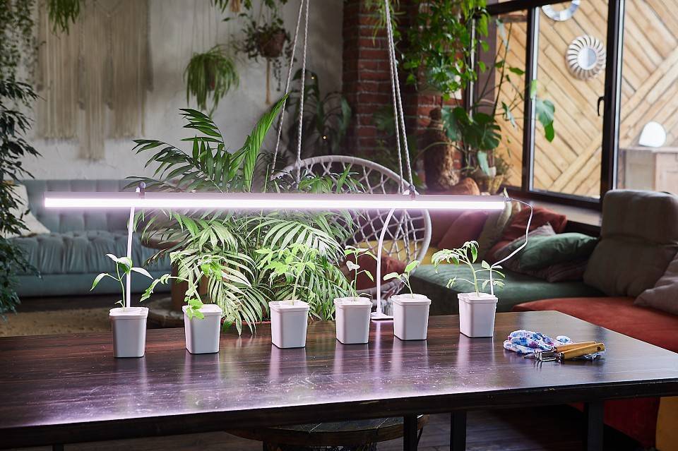 Подставка для цветов Uniel UFP-M02C-450 WHITE POLYBAG SET2 UL-00010111