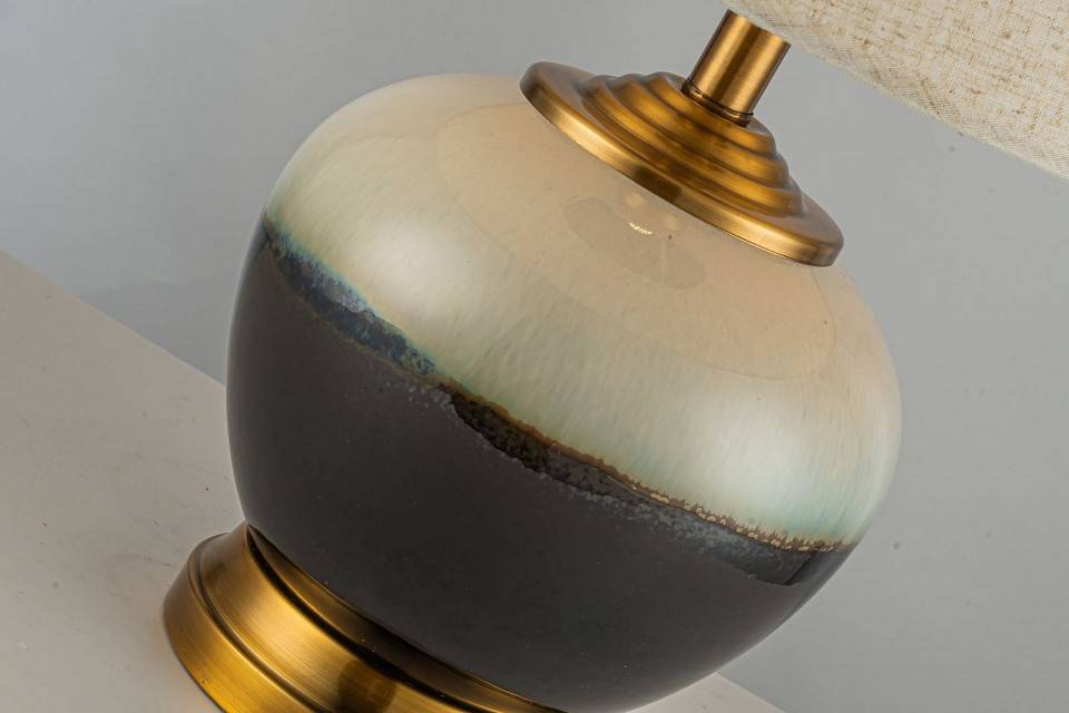 Настольная лампа декоративная Arti Lampadari Gaiba E 4.1.T1 DGR