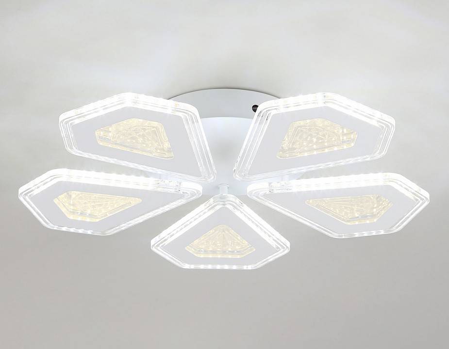 Потолочная люстра Ambrella Light FA FA4030