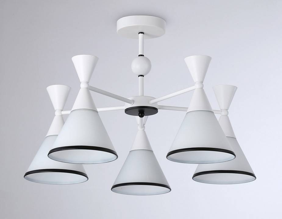 Люстра на штанге Ambrella Light TR TR3165