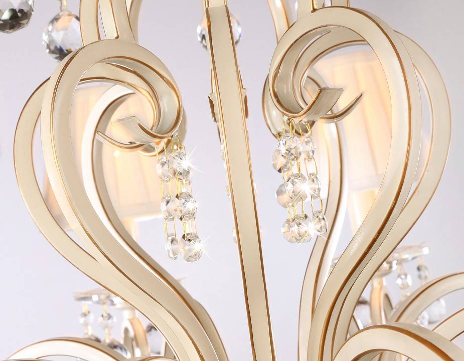 Подвесная люстра Ambrella light TR TR4561 TR4561