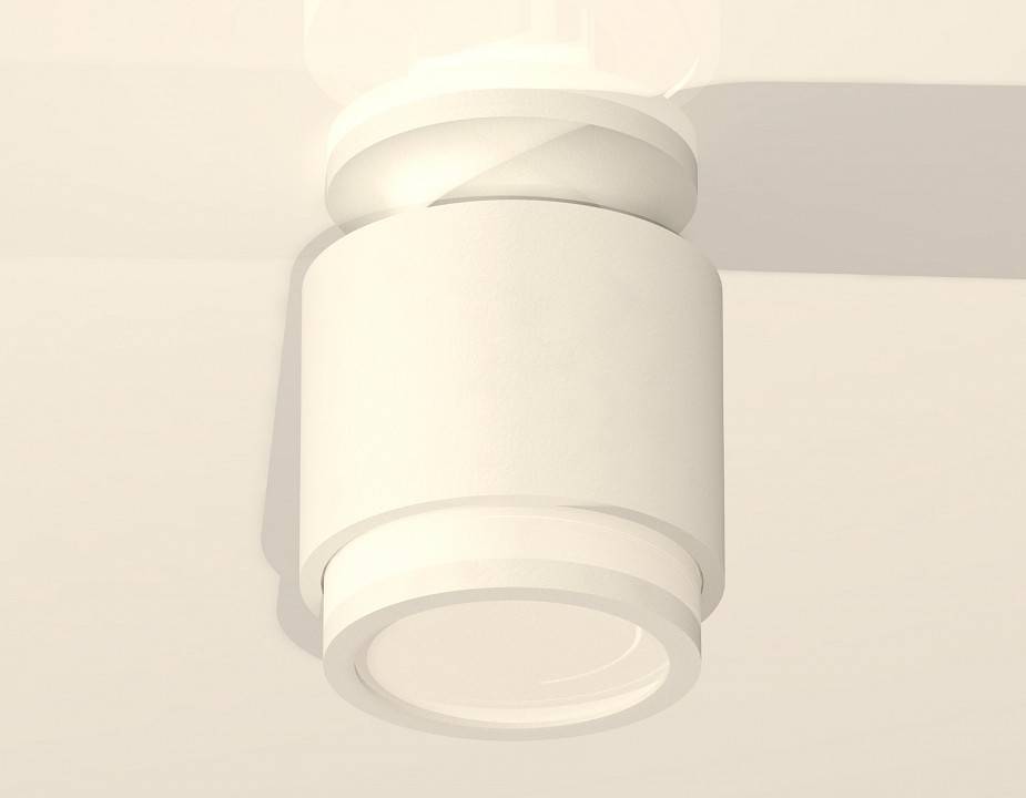 Накладной светильник Ambrella Light XS XS7510043