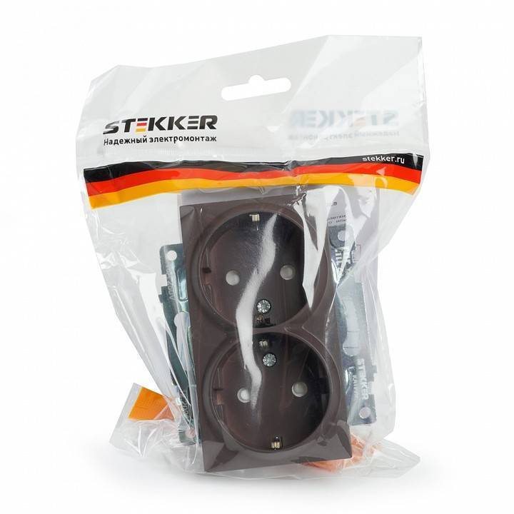 Розетка двойная с заземлением и с шторками, без рамки Stekker Катрин 49030