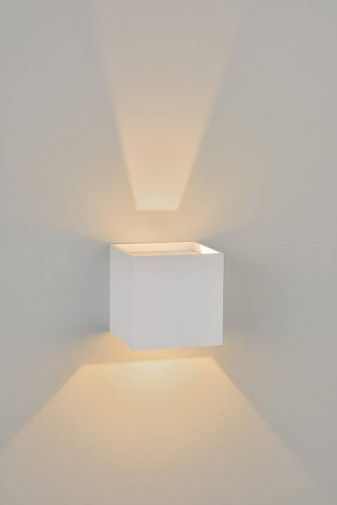 Накладной светильник Lucide Xia 17293/02/31