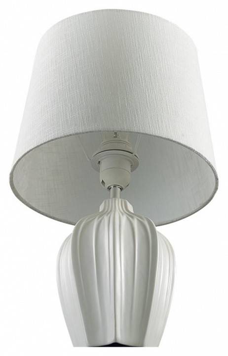 Настольная лампа декоративная Lumion Sona 8120/1T