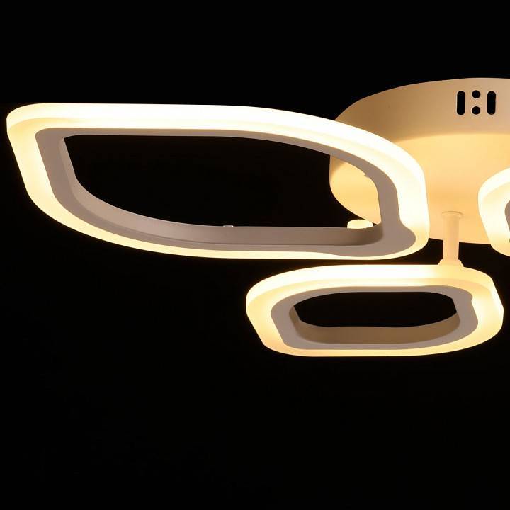 Потолочная люстра De City Мадлен 4xE14 424018104