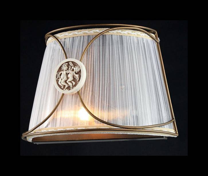 Светильник накладной Maytoni Letizia ARM365-01-R