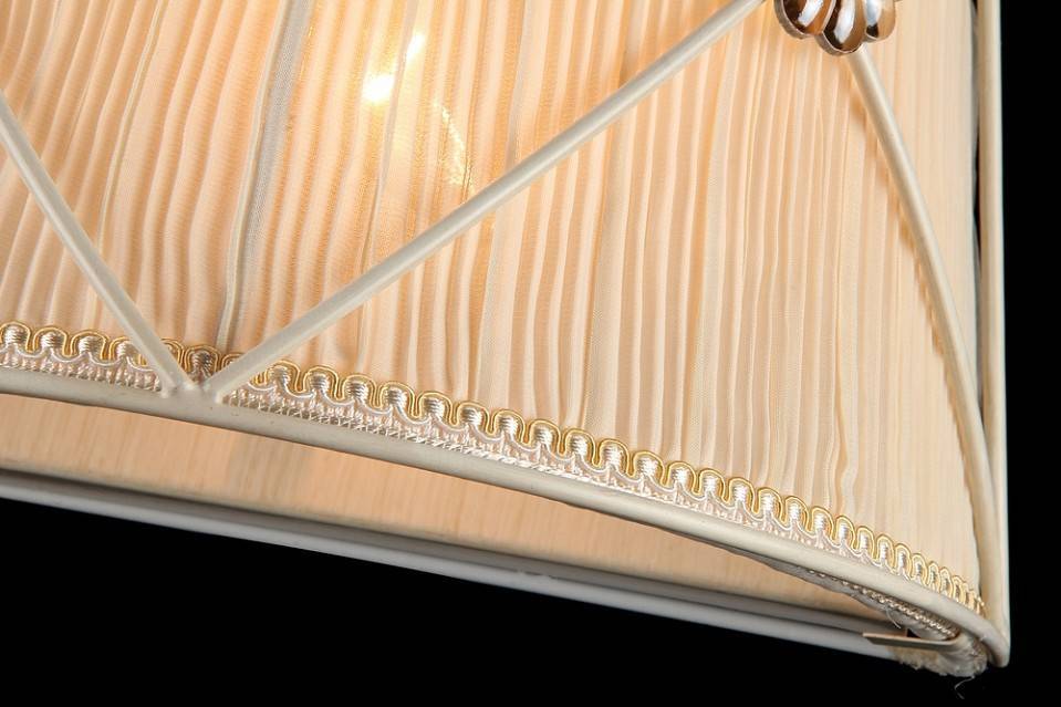 Накладной светильник Maytoni Lea 1xE14 золото ARM369-01-G