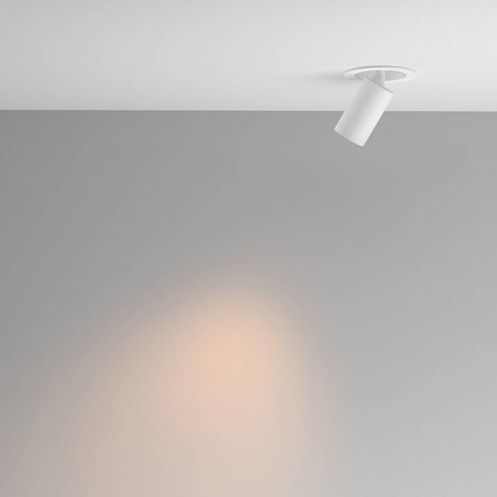 Встраиваемый светильник на штанге Maytoni FOCUS LED C071CL-7W2.7K-WB