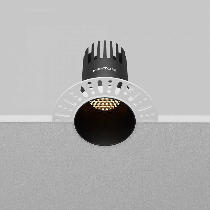 Встраиваемый светильник Maytoni Dip 10 Вт 2700 К черный DL120-10W-2.7K-TRS-B