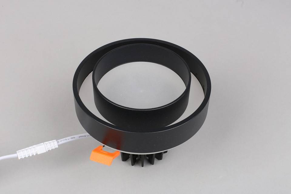 Встраиваемый светильник Omnilux Valletta OML-103219-15