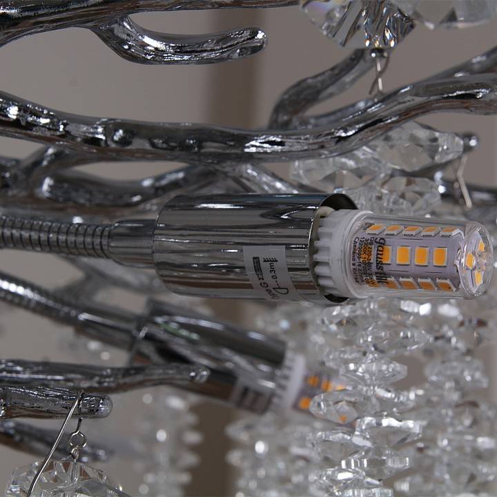 Люстра на штанге Reluce 6 ламп 01113-3.3-06