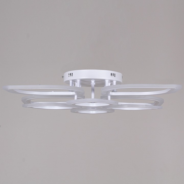 Люстра потолочная De City 02303-0.3-4+4 WH