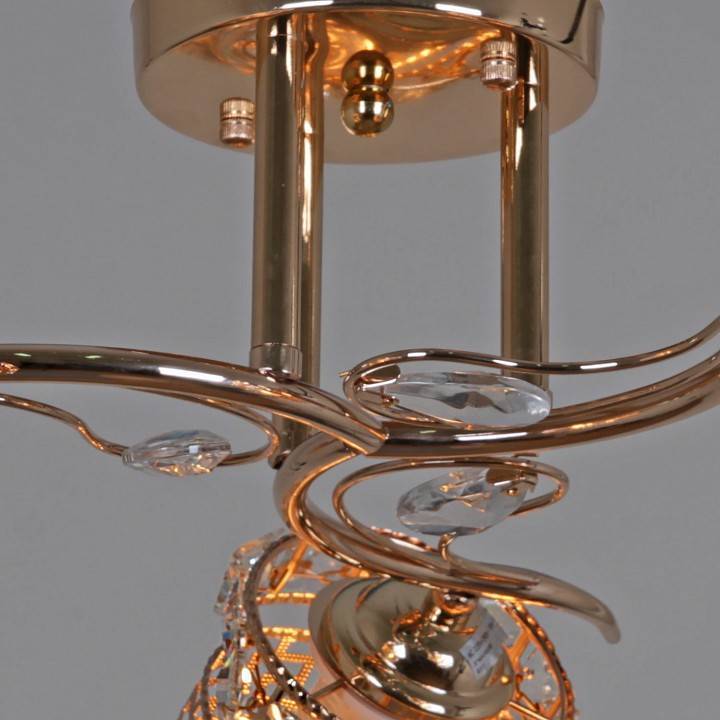 Потолочная люстра Reluce 03672 3 лампы 03672-0.3-03