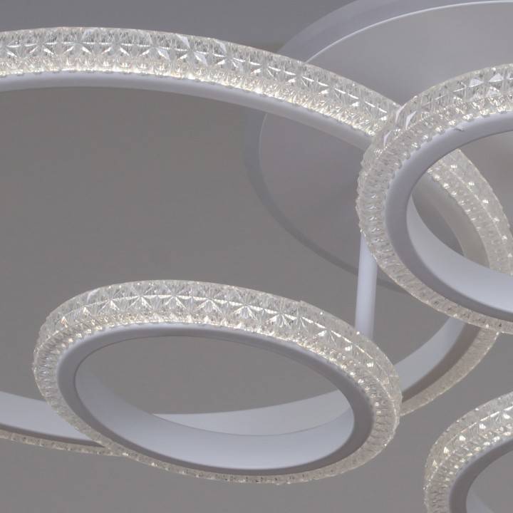 Потолочная люстра De Markt 06334-0.3-05 WH (RGB) белый 06334-0.3-05 WH (RGB)