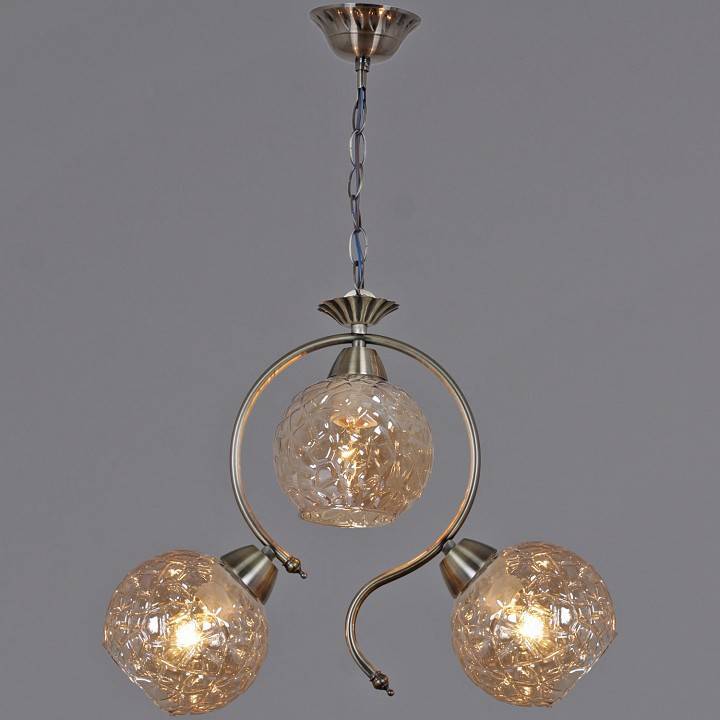 Подвесная люстра Reluce 3 лампы 67461-0.4-03 AB