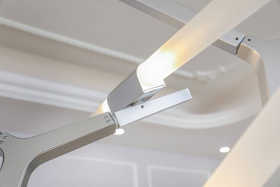 Люстра на штанге ST-Luce Laconicita 14 ламп SL947.102.14