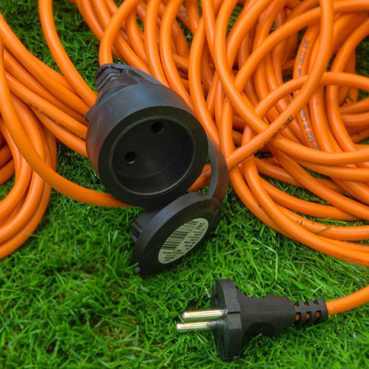 Удлинитель Uniel ORANGE 3 розетки 5 м с заземлением UL-00009859