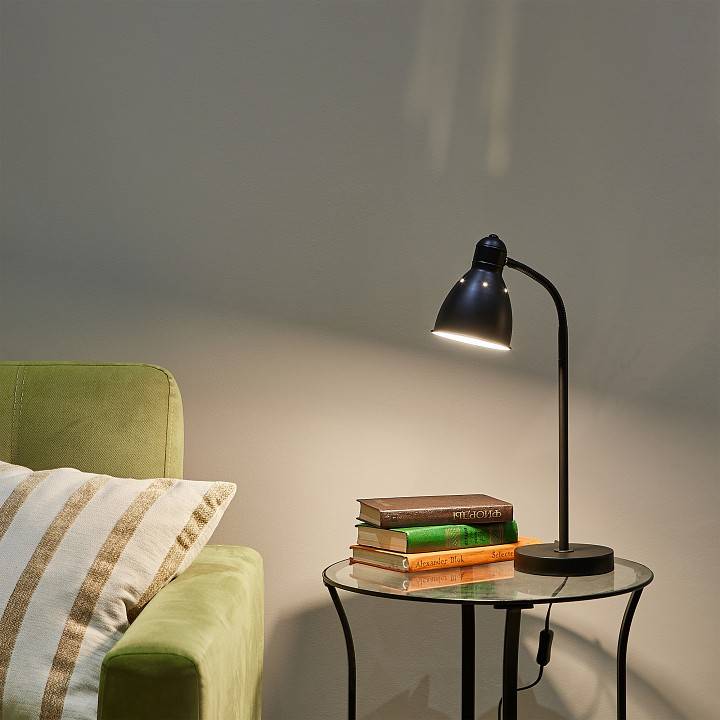 Настольная лампа Uniel UML-B701 LED 6 Вт UL-00010155