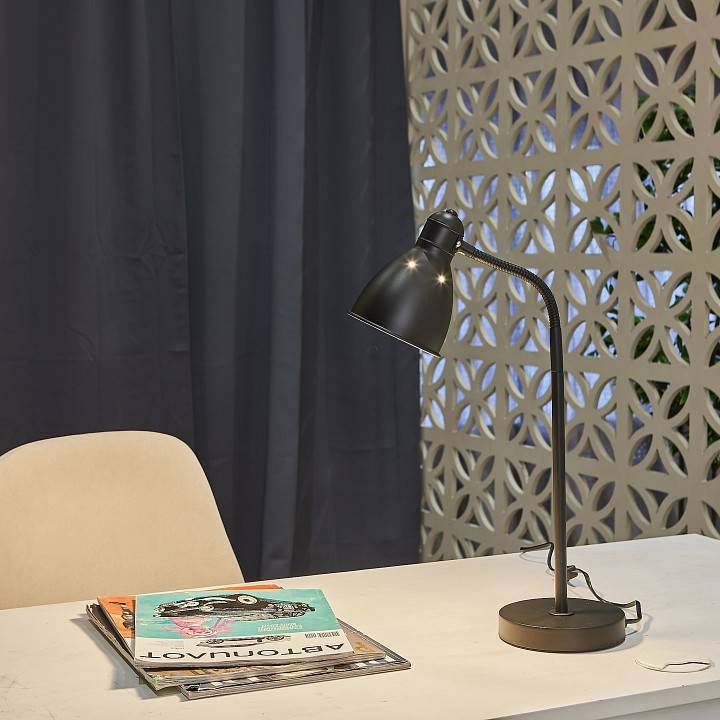 Настольная лампа Uniel UML-B701 LED 6 Вт UL-00010155